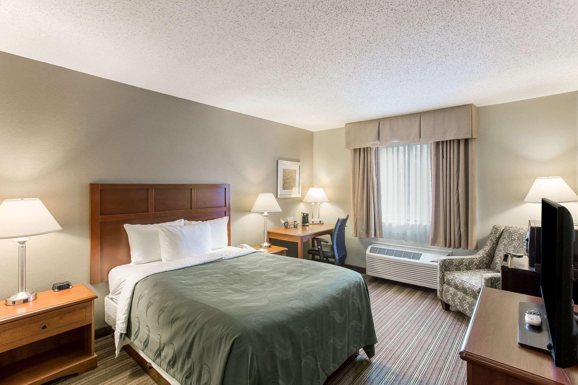 Quality Inn Атенс Экстерьер фото