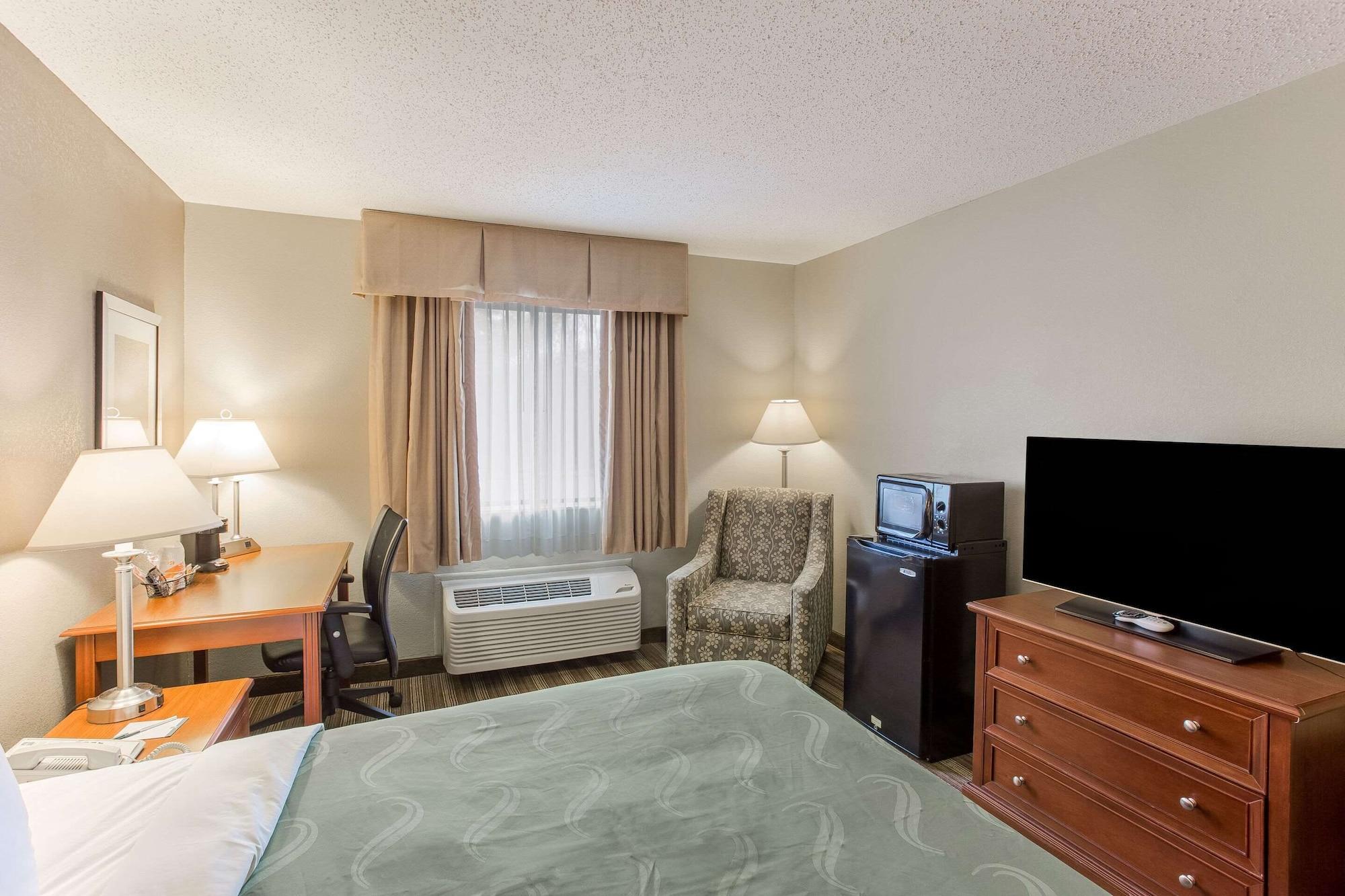 Quality Inn Атенс Экстерьер фото