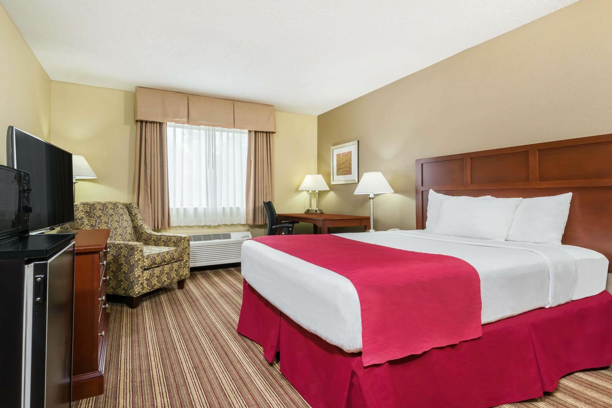 Quality Inn Атенс Экстерьер фото