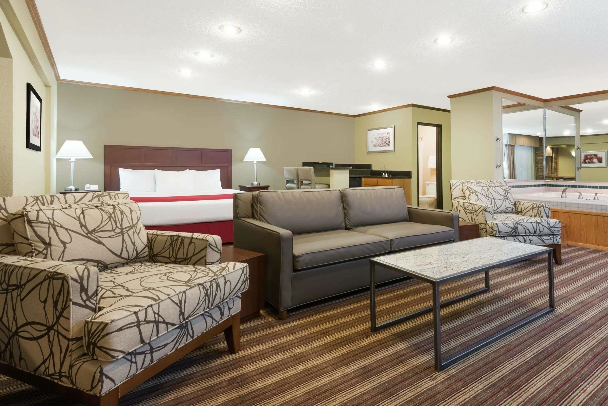 Quality Inn Атенс Экстерьер фото